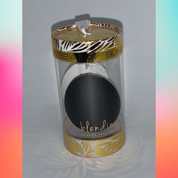 Basic Beauty Sponge - Picture 1 of 2